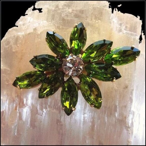 1950s Juliana Style Bright Lime Crystal Vintage Feather Brooch 15247 - Picture 1 of 6